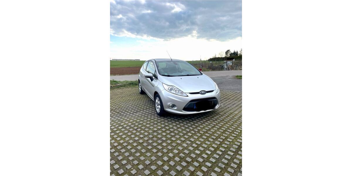 Ford Fiesta 85.000 km 3.750 &euro; Zirndorf 90513