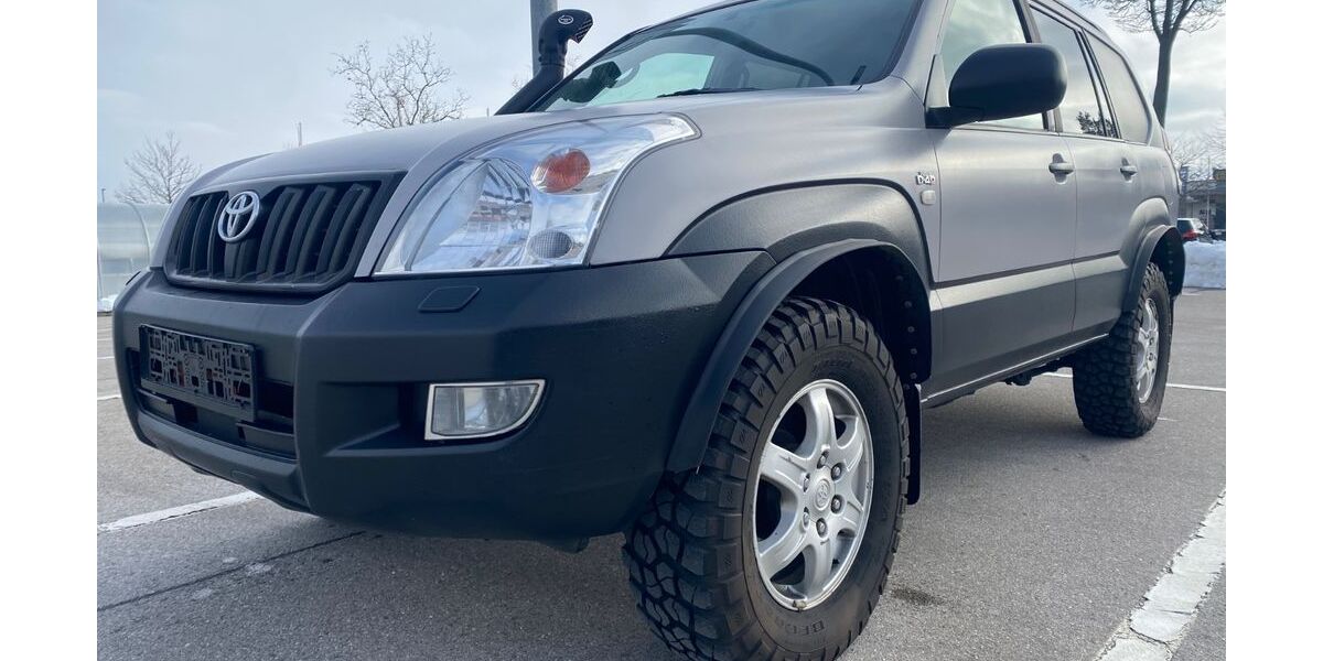 Toyota Land Cruiser 277.500 km 19.999 &euro; Rohr 91189