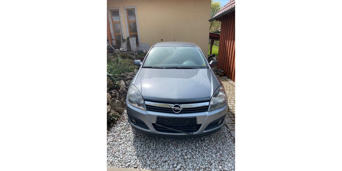 Opel Astra 267.000 km 800 &euro; Leutenbach 91359