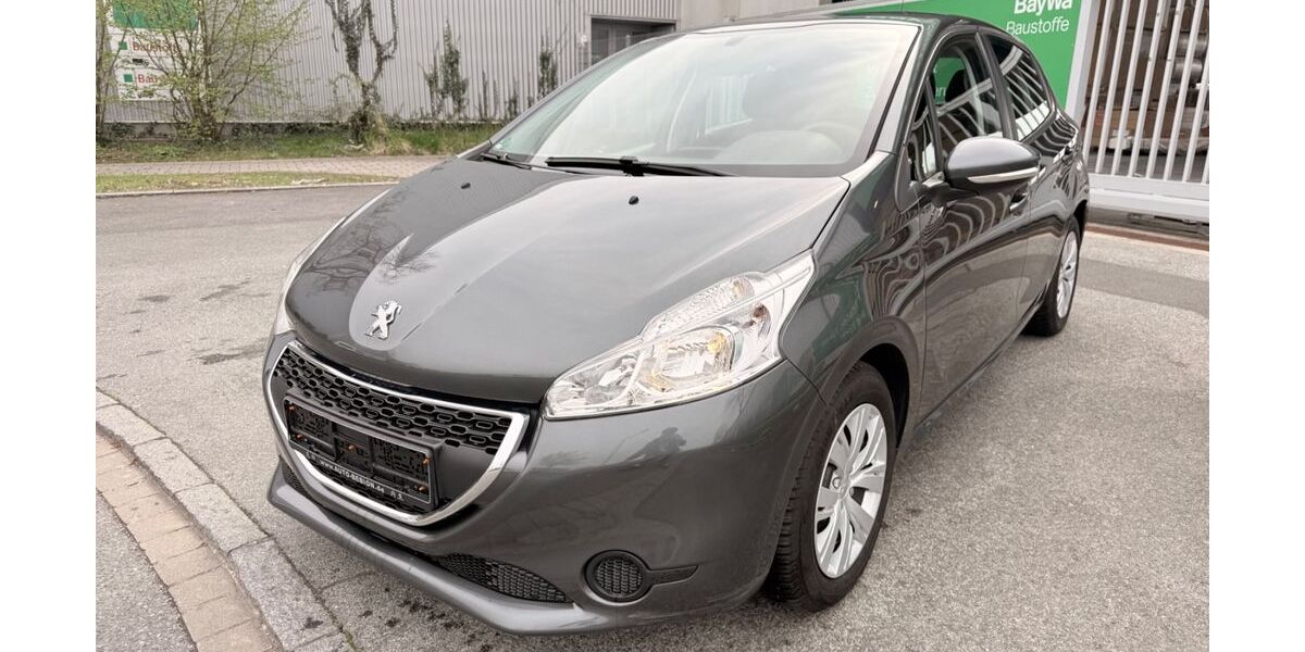 Peugeot 208 120.000 km 4.490 &euro; Fürth 90763