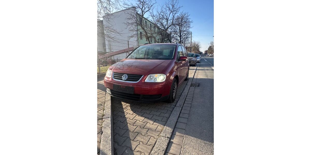 VW Touran 256.000 km 1.400 &euro; Fürth 90766