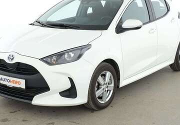 Toyota Yaris 15.545 km 17.780 &euro; Nürnberg 90441