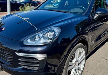 Porsche Cayenne 168.000 km 30.900 &euro; Nürnberg 90449