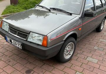 Lada Samara 20.103 km 2.345 &euro; Burgthann 90559