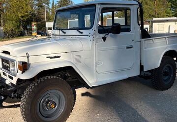 Toyota Land Cruiser 242.500 km 44.950 &euro; Nürnberg 90441