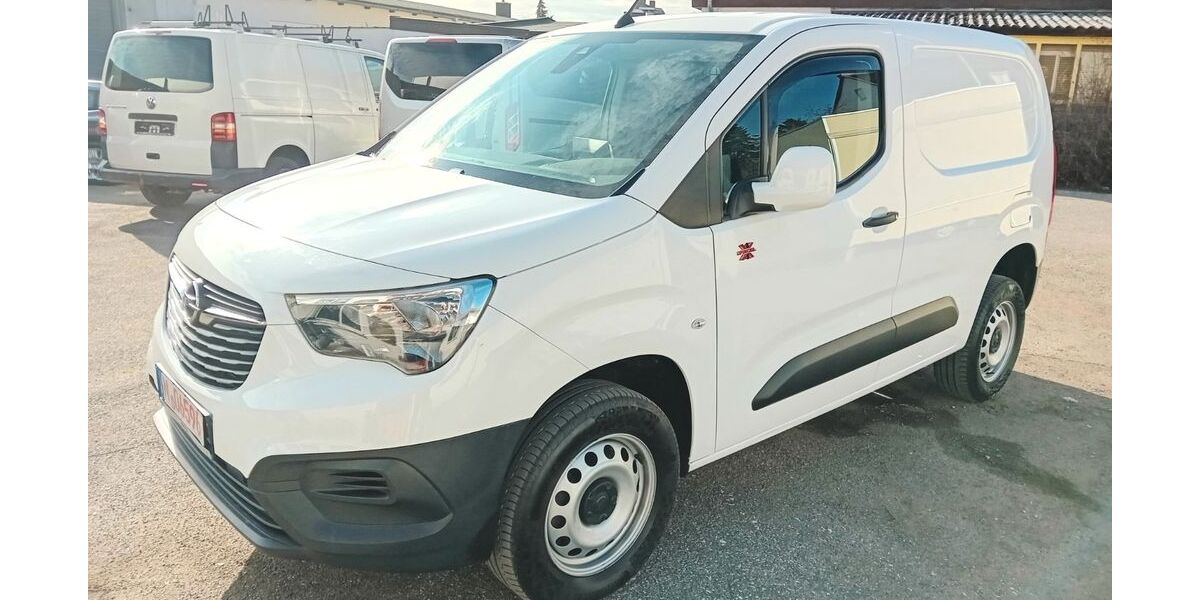 Opel Combo 152.530 km 12.900 &euro; Nürnberg 90431