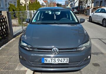 VW Polo 60.610 km 15.000 &euro; Nürnberg 90451
