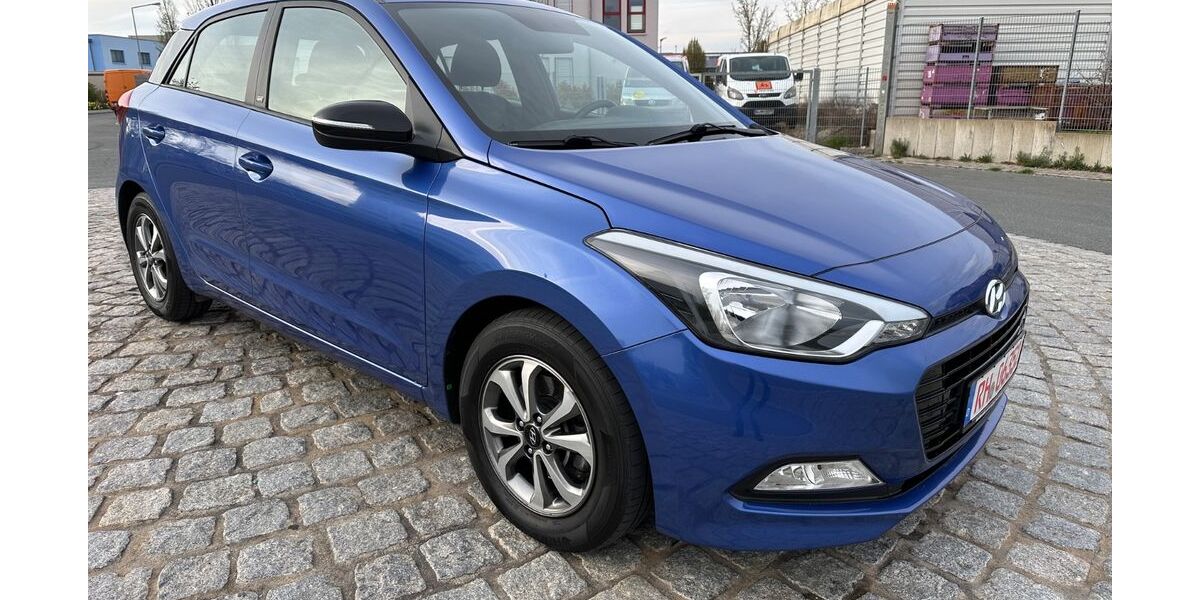 Hyundai i20 86.000 km 8.450 &euro; Nürnberg 90471
