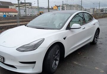 Tesla Model 3 44.000 km 25.500 &euro; Fürth 90763