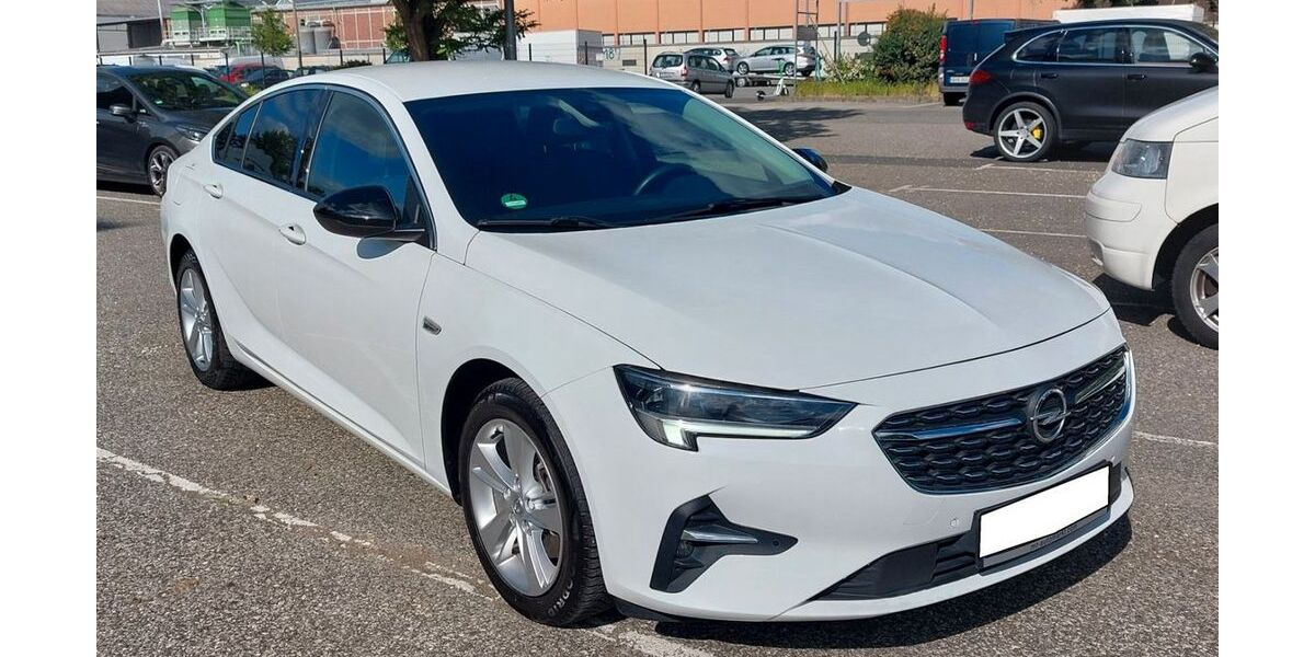 Opel Insignia 62.850 km 15.500 &euro; Nürnberg 90441