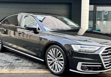 Audi A8 99.999 km 39.880 &euro; Fürth 90765