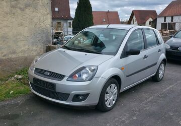 Ford Fiesta 160.200 km 900 &euro; Fürth Stadeln 90765