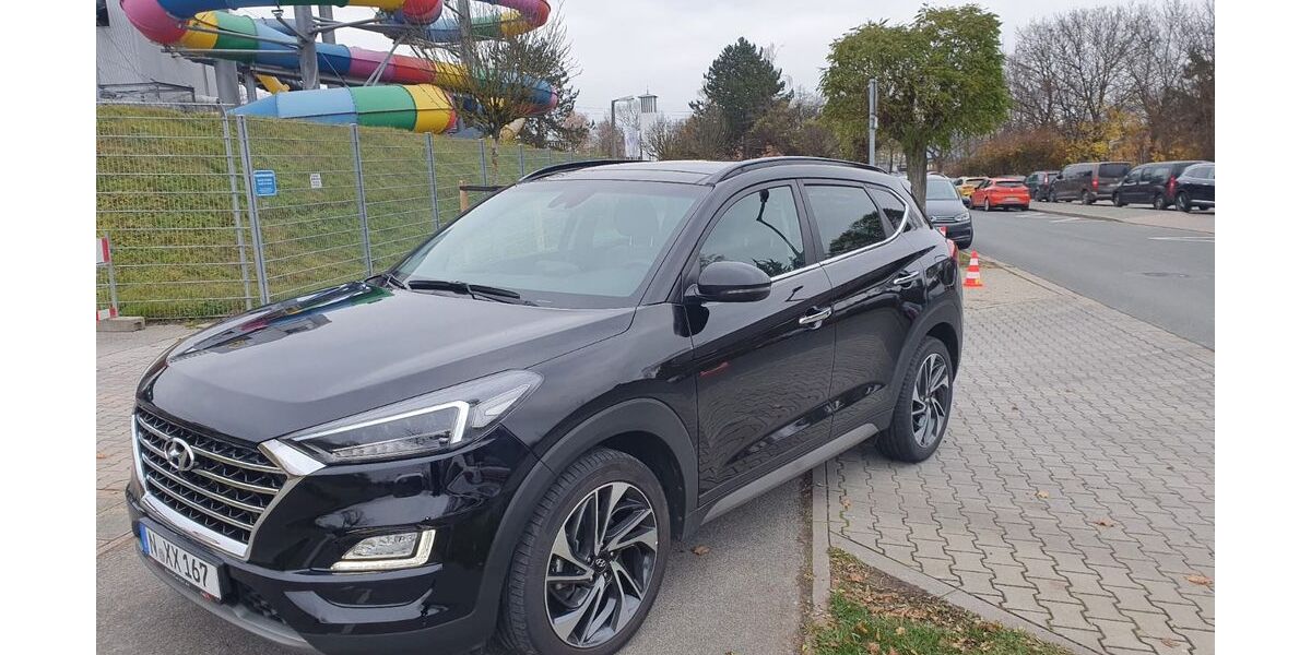 Hyundai TUCSON 62.000 km 21.250 &euro; Nürnberg 90453