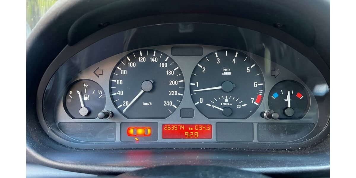 BMW 318 263.975 km 2.300 &euro; Nürnberg 90408