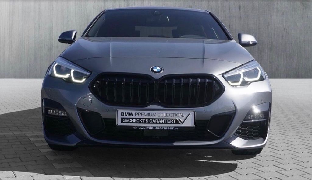 BMW 218 12.200 km 28.000 &euro; Nürnberg 90459