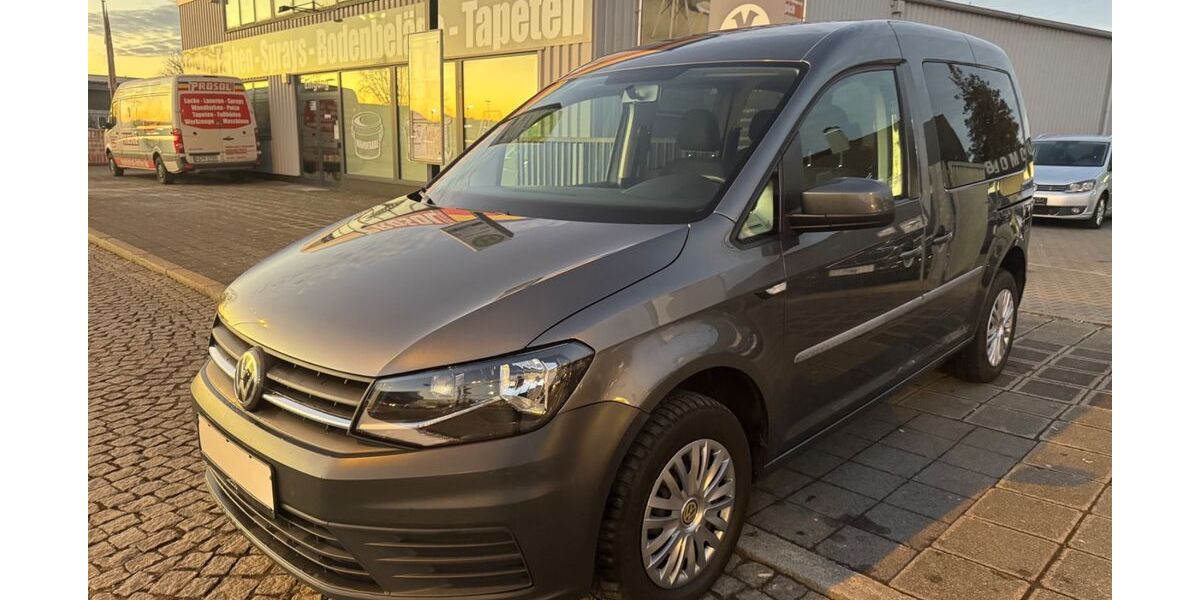 VW Caddy 177.854 km 12.290 &euro; Nürnberg 90431