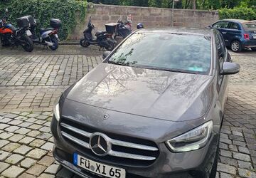 Mercedes-Benz B 200 131.600 km 17.900 &euro; Fürth 90762