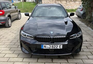 BMW 330 94.000 km 33.950 &euro; Winkelhaid 90610