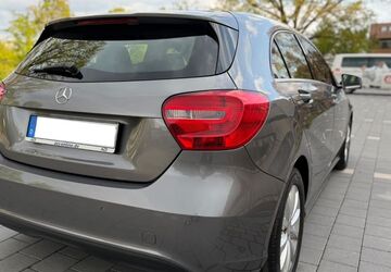 Mercedes-Benz A 180 145.094 km 8.000 &euro; Nürnberg 90449