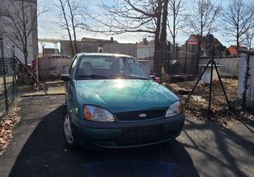 Ford Fiesta 161.000 km 900 &euro; Eckental 90542