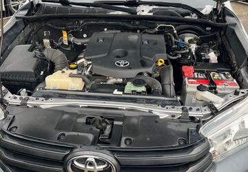 Toyota Hilux 250.000 km 17.999 &euro; Nürnberg 90431