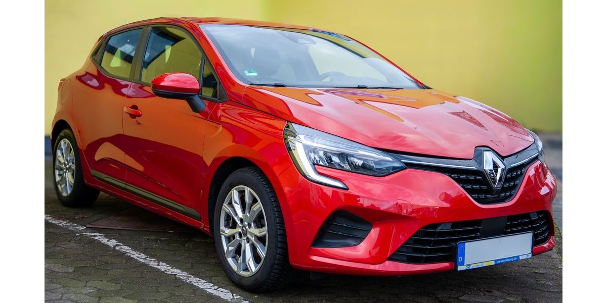 Renault Clio 62.000 km 9.900 &euro; Nürnberg 90439