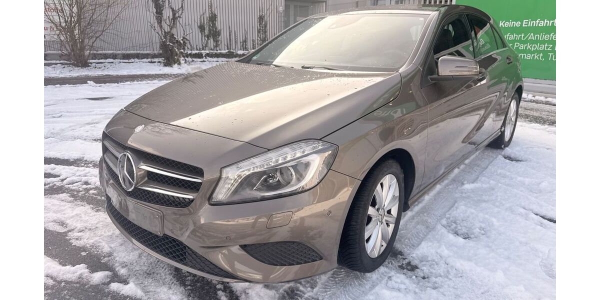 Mercedes-Benz A 180 137.000 km 10.990 &euro; Fürth 90763