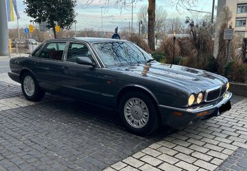 Jaguar XJ 259.865 km 6.900 &euro; Nürnberg 90403