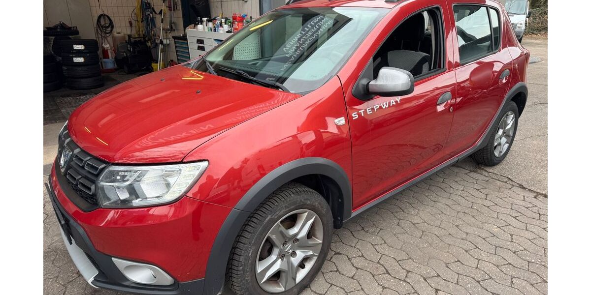 Dacia Sandero 198.000 km 4.400 &euro; Nürnberg 90453