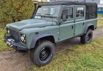 Land Rover Defender 3.667 km 73.900 &euro; Berg 92348