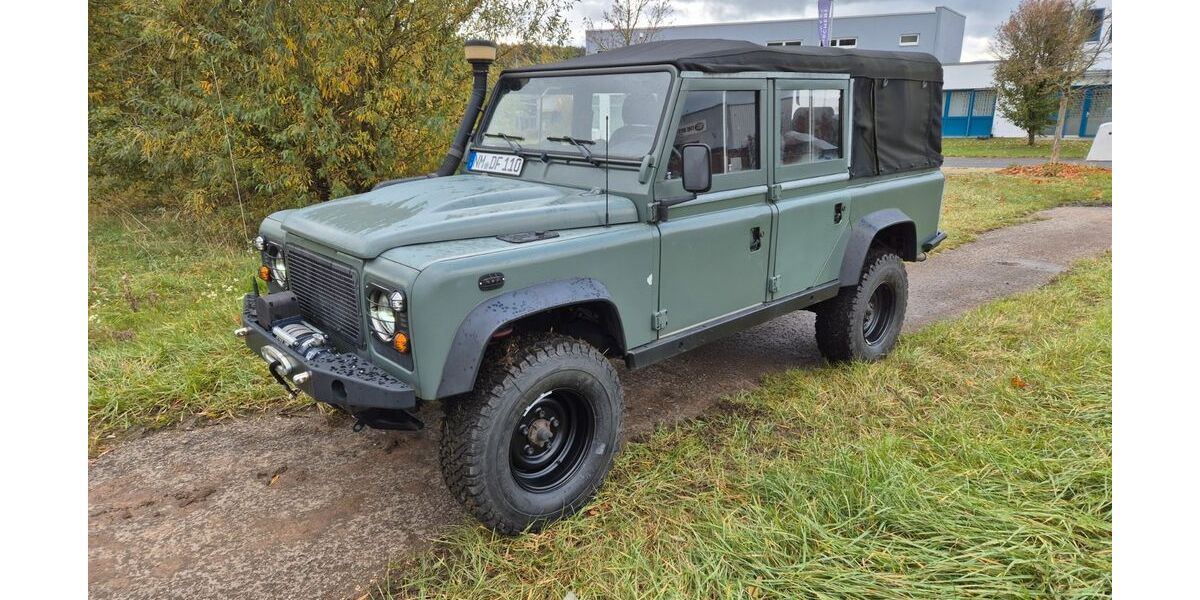 Land Rover Defender 3.667 km 73.900 &euro; Berg 92348