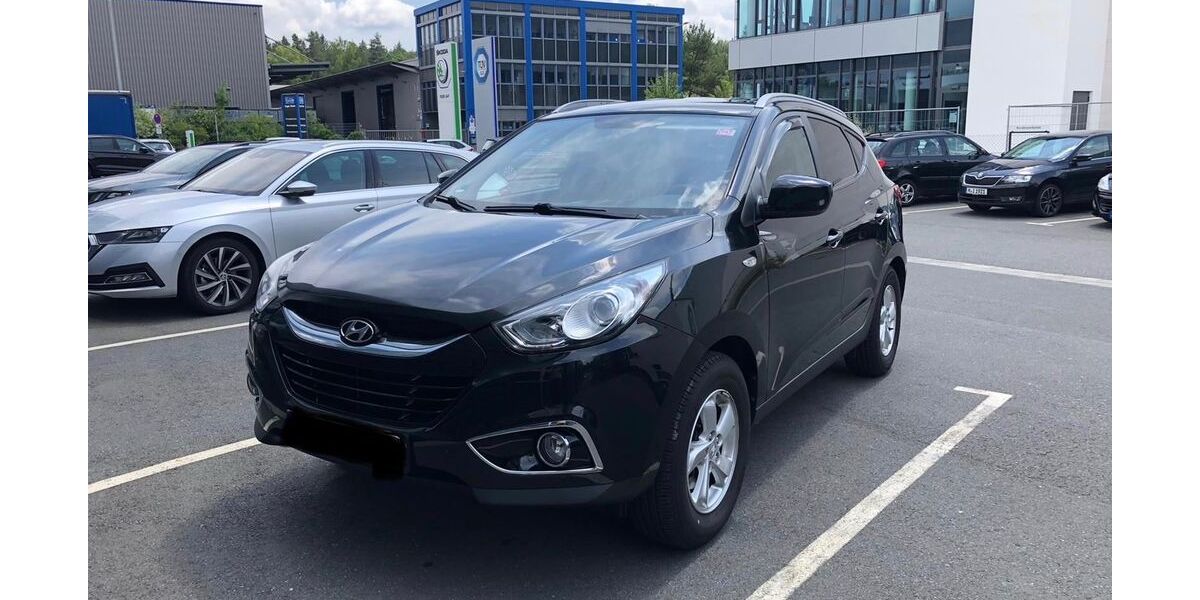 Hyundai ix35 172.000 km 5.900 &euro; Eckental 90542