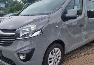 Opel Vivaro 185.000 km 13.750 &euro; Nürnberg 90431