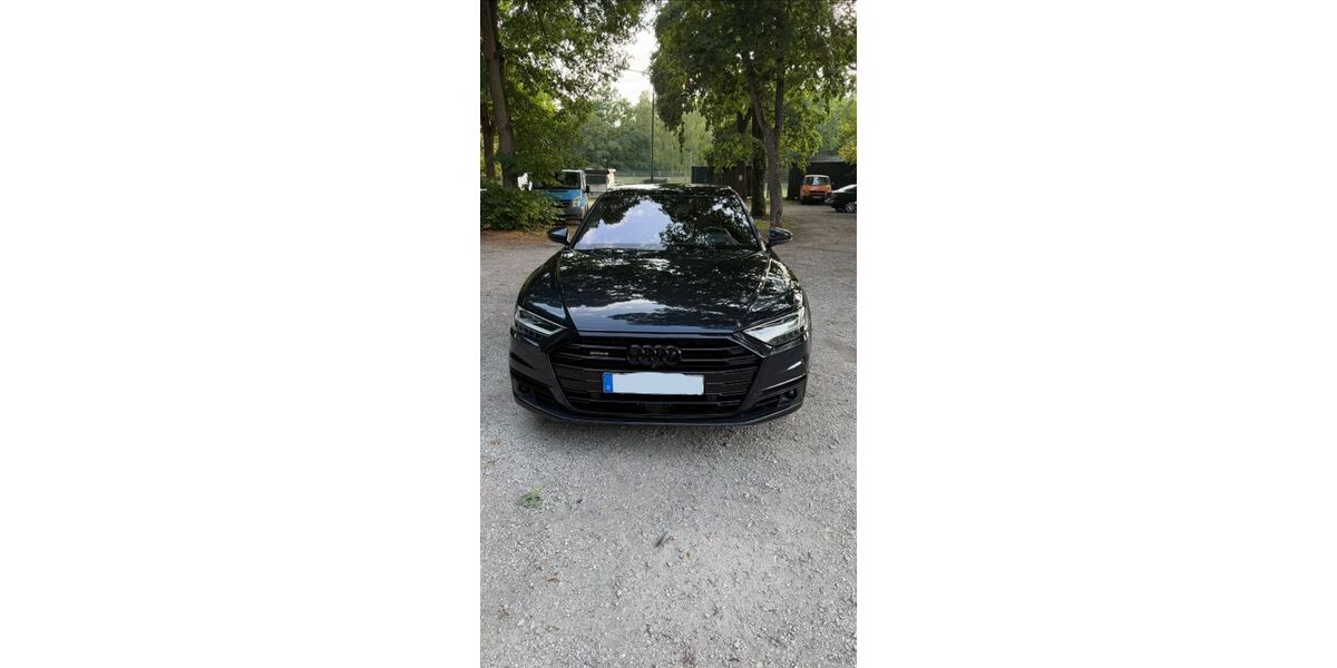 Audi A8 287.000 km 32.500 &euro; Nürnberg 90443