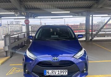 Toyota Yaris 28.000 km 18.000 &euro; Nürnberg 90429