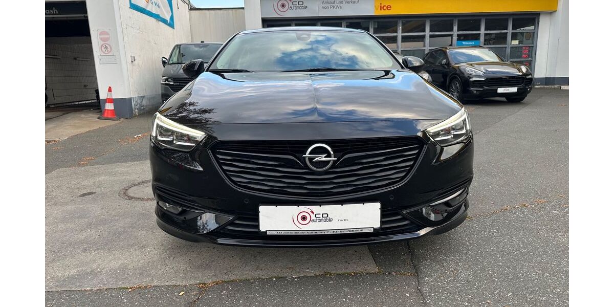 Opel Insignia 96.000 km 12.400 &euro; Nürnberg 90451