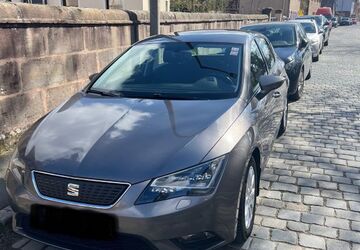 Seat Leon 75.500 km 12.500 &euro; Nürnberg 90451