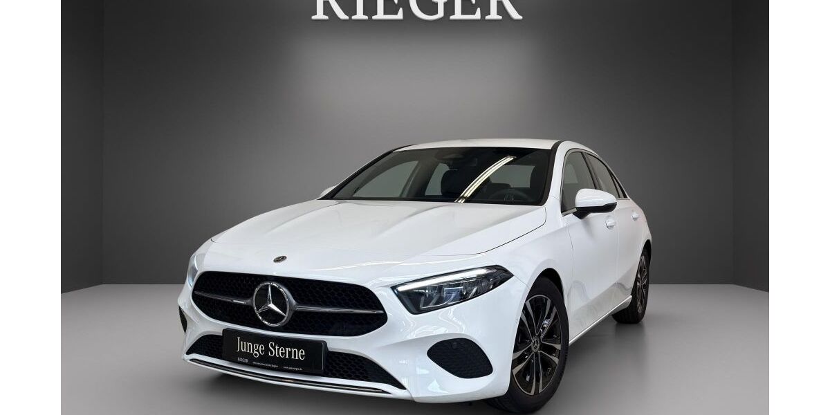 Mercedes-Benz A 180 8.193 km 30.775 &euro; Altdorf 90518