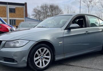 BMW 320 216.000 km 3.299 &euro; Nürnberg 90441
