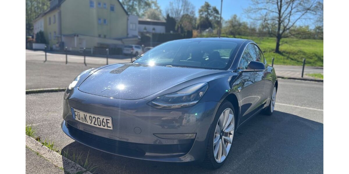 Tesla Model 3 100.000 km 22.000 &euro; Zirndorf 90513