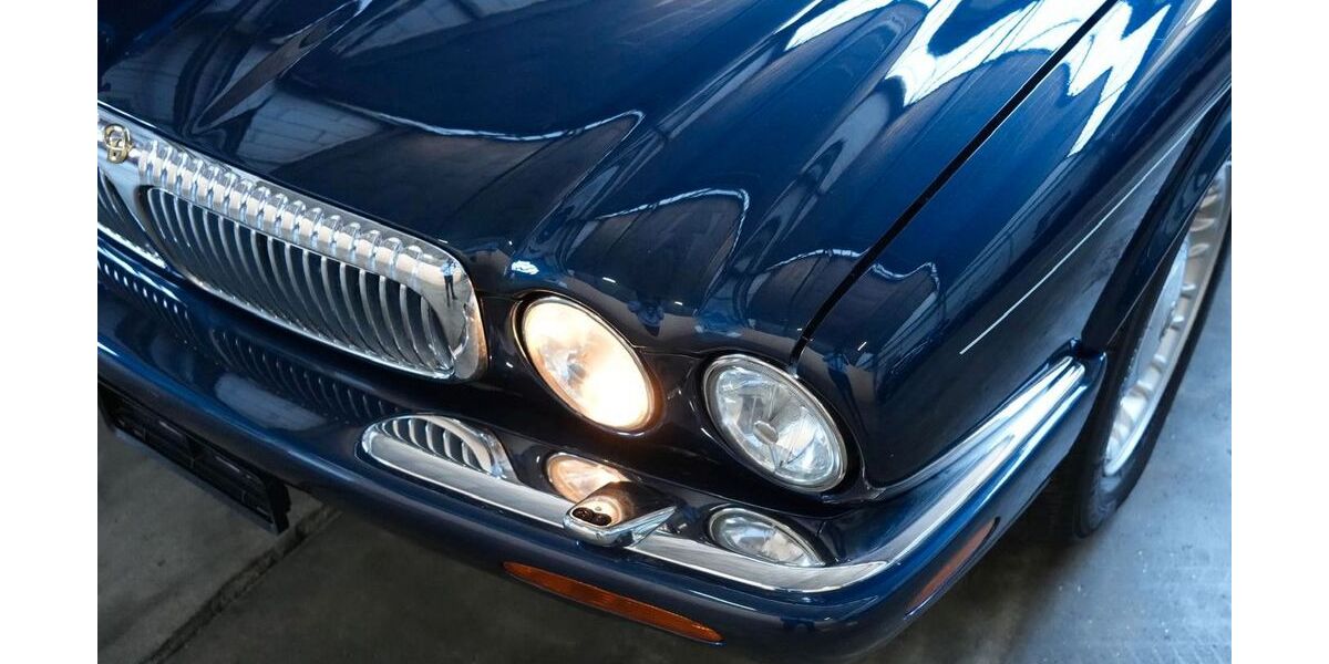 Jaguar Daimler 39.800 km 27.900 &euro; Nürnberg 90411