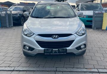 Hyundai ix35 144.184 km 8.399 &euro; Fürth 90763
