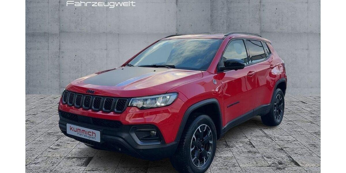 Jeep Compass 47.456 km 27.870 &euro; Fürth 90763