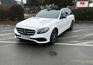 Mercedes-Benz E 300 97.500 km 28.500 &euro; Nürnberg 90425