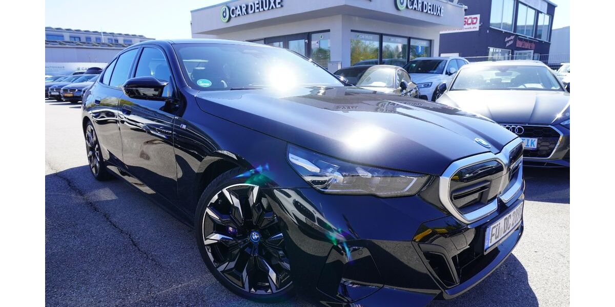 BMW i5 13.000 km 76.999 &euro; Fürth 90763