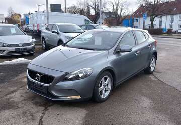 Volvo V40 75.120 km 13.900 &euro; Zirndorf 90513