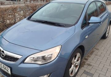 Opel Astra 153.000 km 2.699 &euro; Nürnberg 90455
