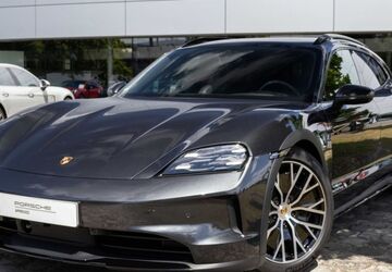 Porsche Taycan 39.900 km 99.990 &euro; Nürnberg 90425