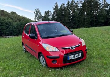 Hyundai i10 102.000 km 1.420 &euro; nürnberg 90402