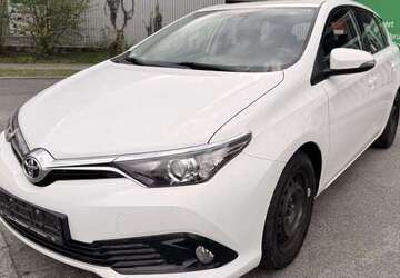 Toyota Auris 70.000 km 99.999 &euro; Fürth 90763